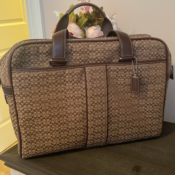Coach Bags Nwot Coach Laptopmessenger Bag Poshmark